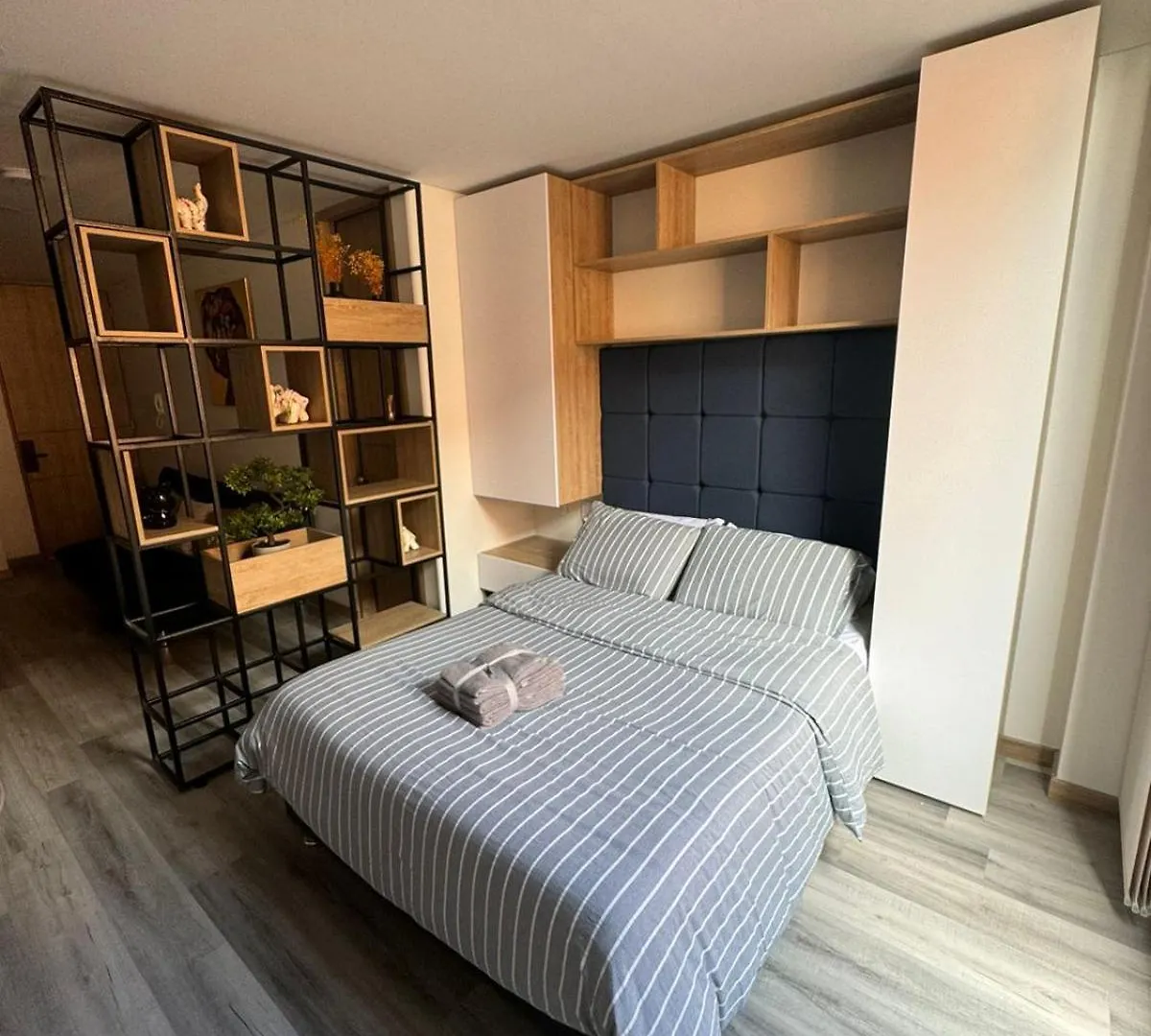 Apartamento Exclusivo Cerca Parque De La 93의 연락처